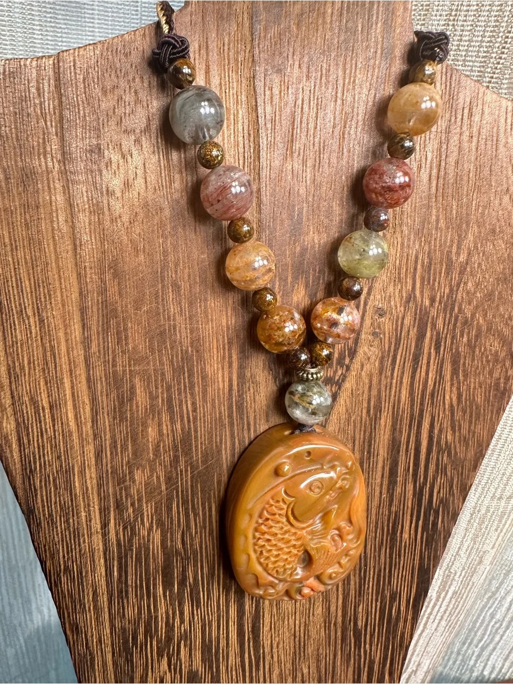 Natural Agate Fish Carving Pendant Necklace on Adjustable Brown Rope